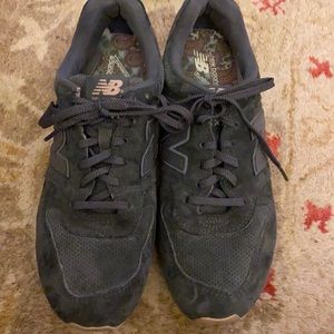 Women’s New Balance sneakers